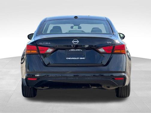 Black 2024 Nissan Altima 2.5 SV