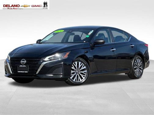 Black 2024 Nissan Altima 2.5 SV