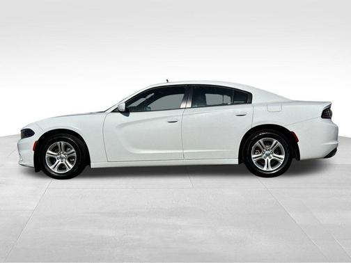 White Knuckle Clearcoat 2022 Dodge Charger SXT