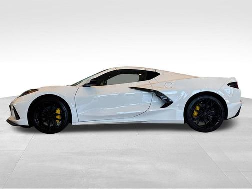 Arctic White 2026 Chevrolet Corvette Stingray w/1LT