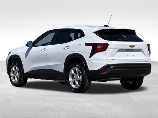 Summit White 2026 Chevrolet Trax LS