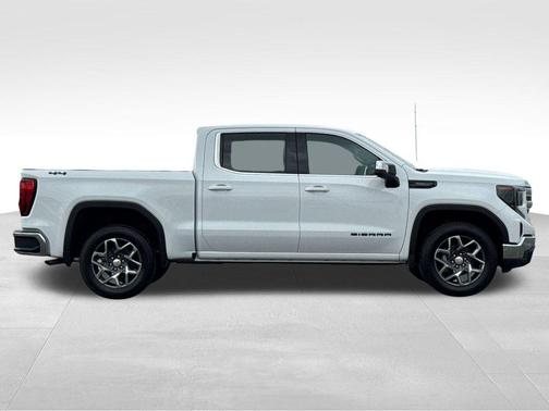 Summit White 2026 GMC Sierra 1500 SLE