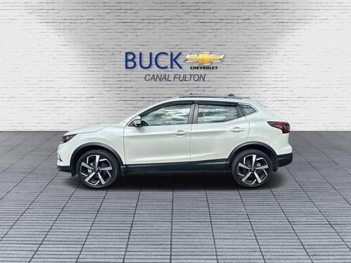 2022 Nissan Rogue Sport SL