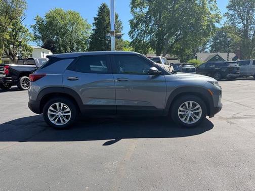Satin Steel Metallic 2021 Chevrolet Trailblazer LS