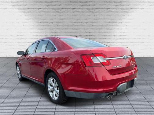 RED 2011 Ford Taurus SEL