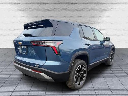 Lakeshore Blue Metallic 2026 Chevrolet Equinox 1LT