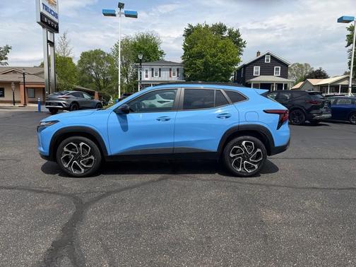 Fountain Blue 2024 Chevrolet Trax FWD 2RS