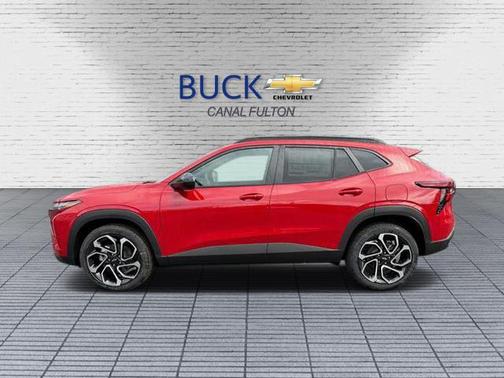 Apex Red 2026 Chevrolet Trax FWD 2RS