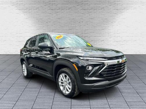 2025 Chevrolet Trailblazer LS