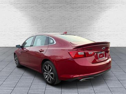 2021 Chevrolet Malibu FWD RS