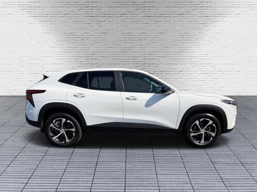 2024 Chevrolet Trax FWD 1RS
