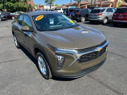 2024 Chevrolet Trax LS