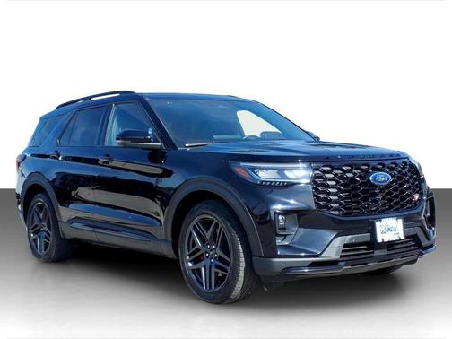 Black Metallic 2025 Ford Explorer ST