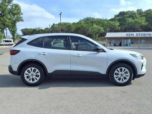 Silver Metallic 2025 Ford Escape Active