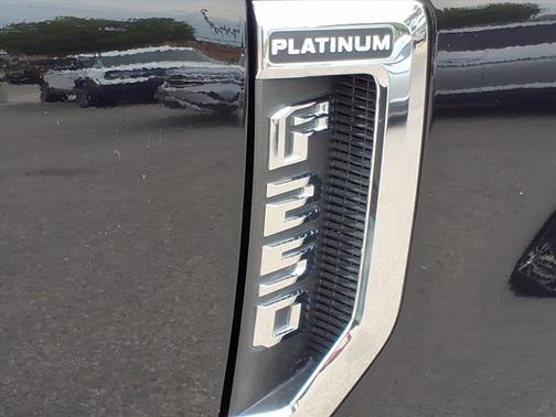 2022 Ford F-250 Platinum