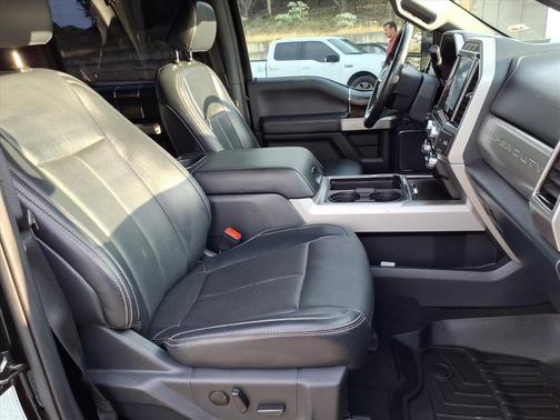 2022 Ford F-350 Lariat