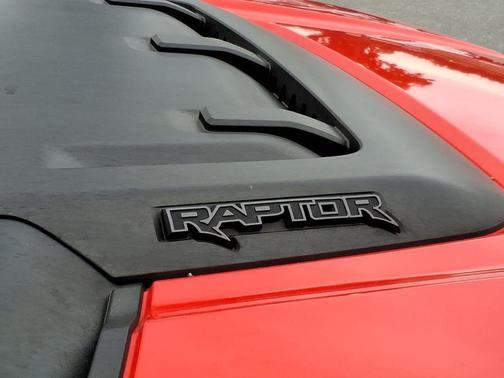Orange Metallic 2022 Ford F-150 Raptor