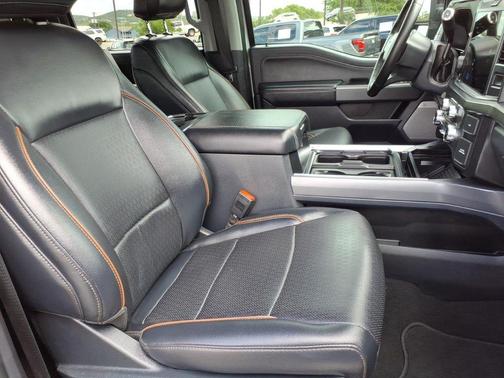 Avalanche 2025 Ford F-250 Lariat