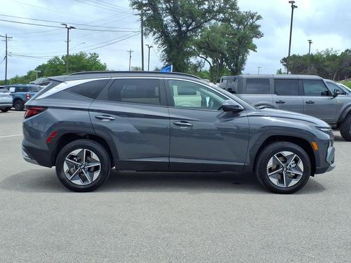 Ecotronic Gray 2026 Hyundai TUCSON SEL