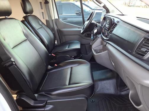 2025 Ford Transit-150 Base