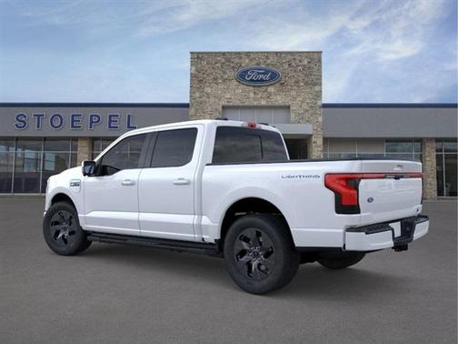 2025 Ford F-150 Lightning LARIAT