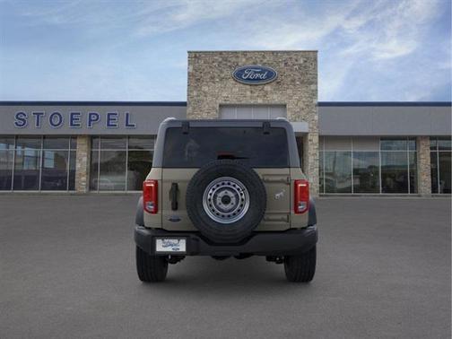 2025 Ford Bronco Base