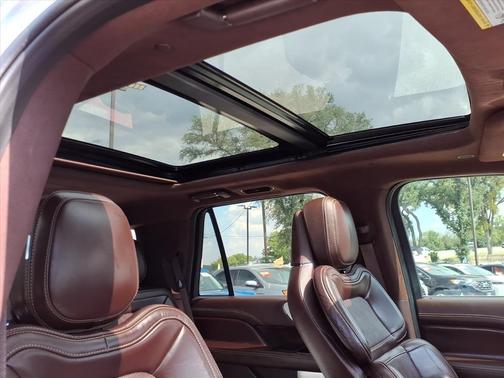 2020 Lincoln Navigator Black Label