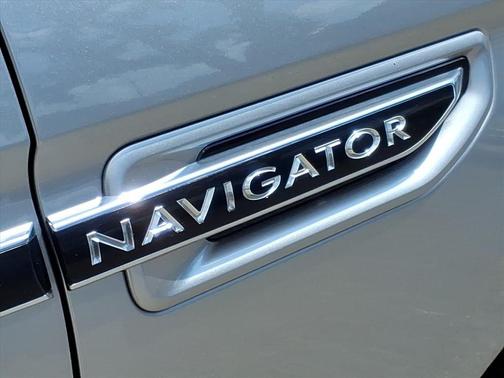 2020 Lincoln Navigator Black Label