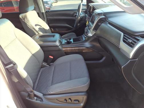 2015 Chevrolet Suburban 1500 LS