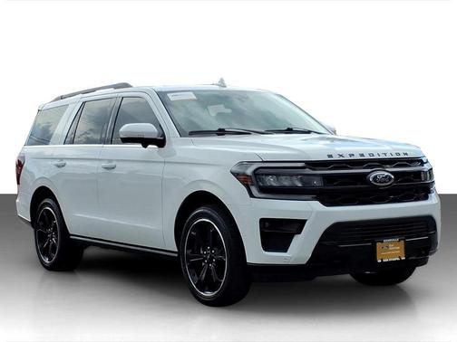 Oxford White 2024 Ford Expedition Limited