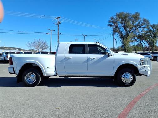 2026 RAM 3500 Longhorn
