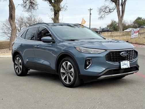2023 Ford Escape Platinum