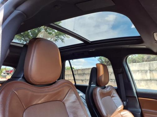 2022 Lincoln Aviator Reserve AWD