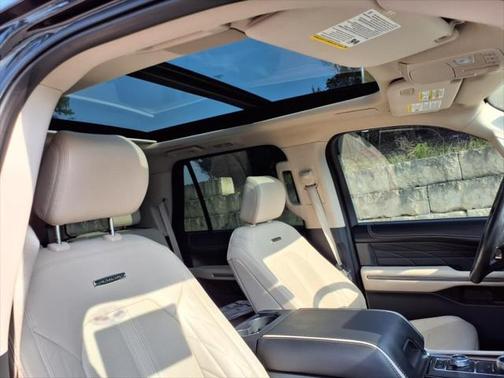 2023 Ford Expedition Platinum