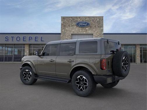2025 Ford Bronco Outer Banks