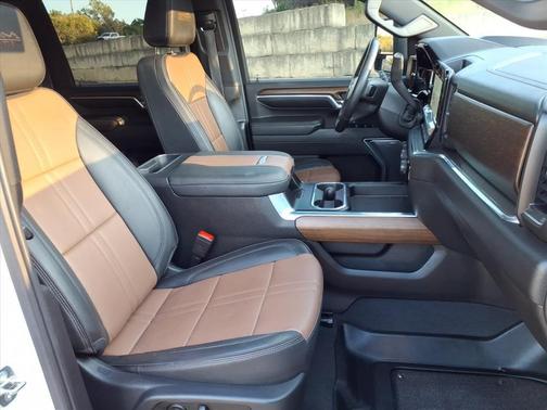 2024 Chevrolet Silverado 3500 High Country