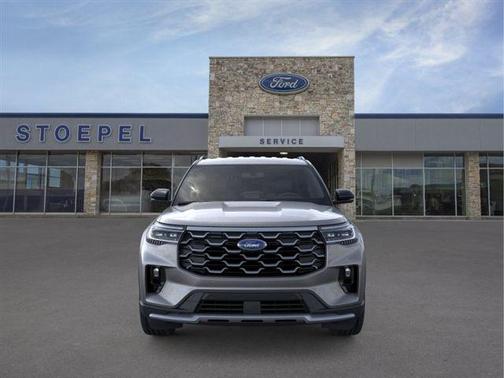 Gray Metallic 2026 Ford Explorer Platinum