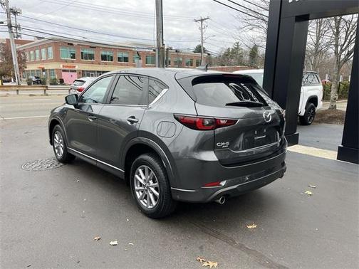 2024 Mazda CX-5 2.5 S Preferred Package