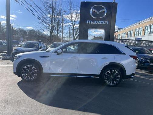 2024 Mazda CX-90 PHEV Premium Plus