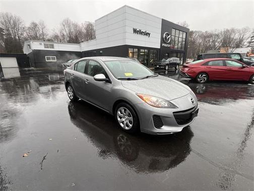 2013 Mazda Mazda3 i SV