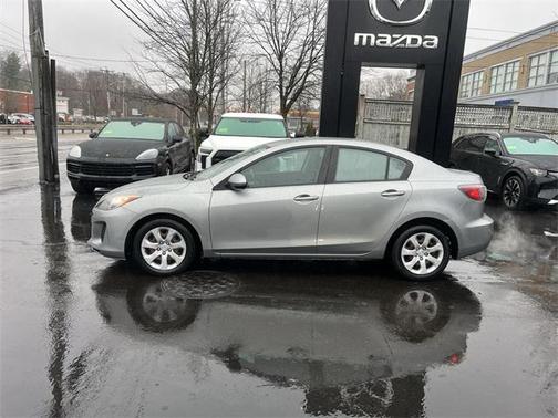2013 Mazda Mazda3 i SV