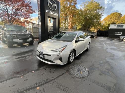 2017 Toyota Prius Four