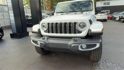 2024 Jeep Wrangler 4-Door Sahara 4x4