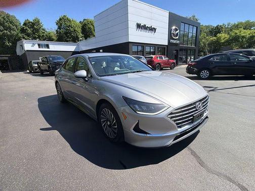 Shimmering Silver 2021 Hyundai SONATA SEL