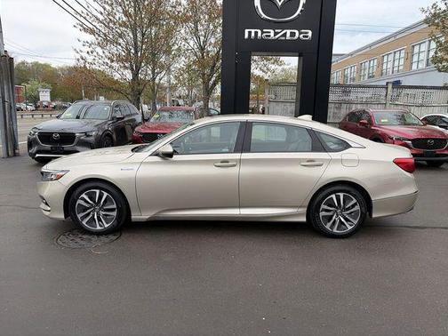 Gold 2018 Honda Accord Hybrid EX-L
