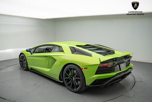 2018 Lamborghini Aventador S LP 740-4 S