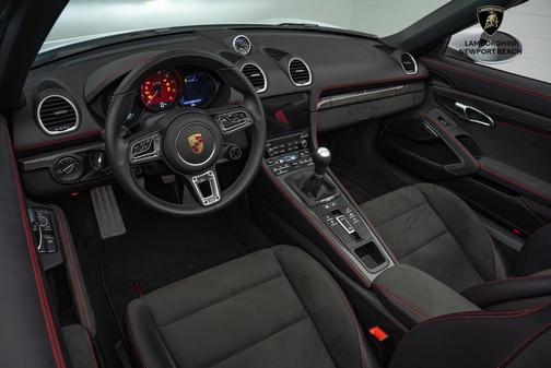 2024 Porsche 718 Boxster GTS 4.0