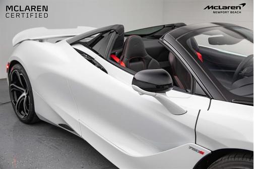 2024 McLaren 750S Spider