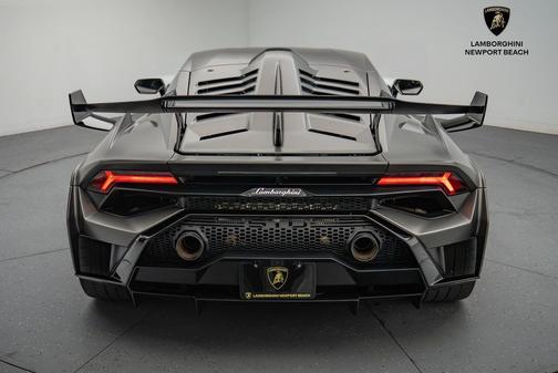 2023 Lamborghini Huracan STO Coupe