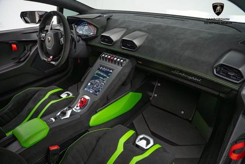 2023 Lamborghini Huracan STO Coupe